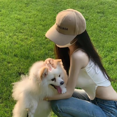 湖畔的女人们